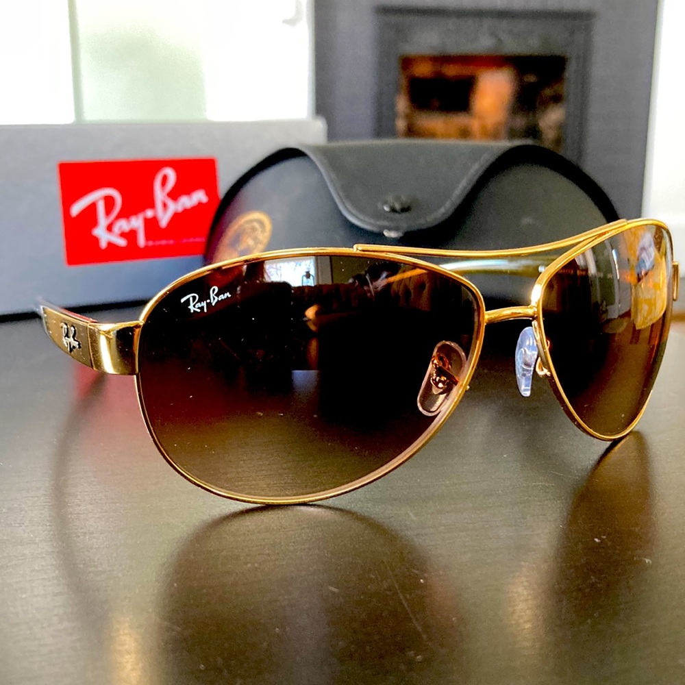 Ray-Ban Arista and Brown Gradient Aviator Womens Sunglasses New In Box
